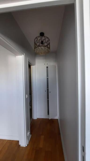 Appartement 2 Pieces Tres Lumineux له غارن-كولومبس المظهر الخارجي الصورة